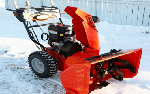 Une souffleuse Ariens Classic 24 de 1500$