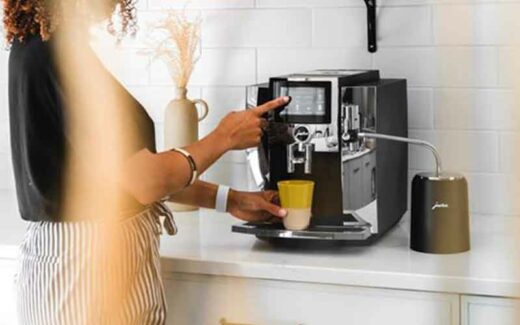 Une machine à café + 1 an de café (3216 $)