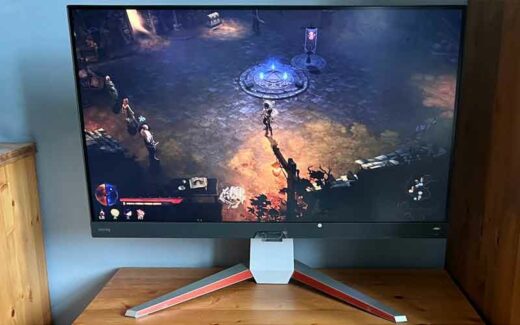 2 moniteurs 4K MOBIUZ de BenQ (1400 $ chacun)