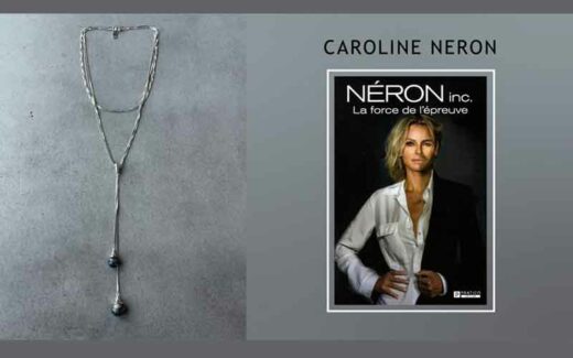 Un collier serti de labradorites + un livre de Caroline Néron