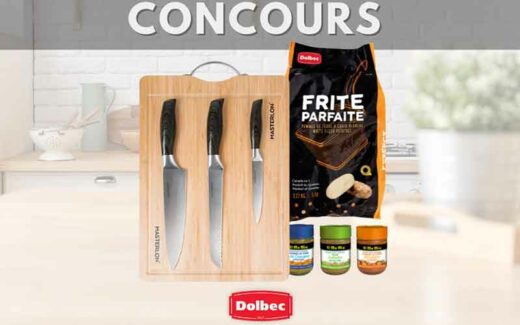 Un ensemble de 3 couteaux avec planche à découper ...