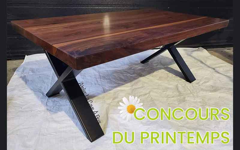 Une Table de Salon en 𝗡𝗼𝘆𝗲𝗿 𝗡𝗼𝗶𝗿