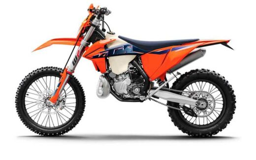 Une moto tout-terrain KTM 2022 (15 000 $)