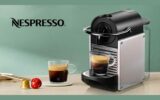 Une machine à café Pixie de Nespresso