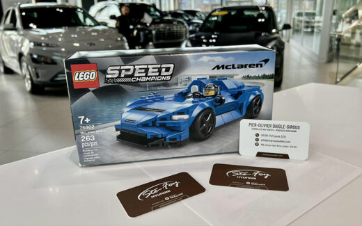 Une McLaren LEGO SPEED CHAMPIONS
