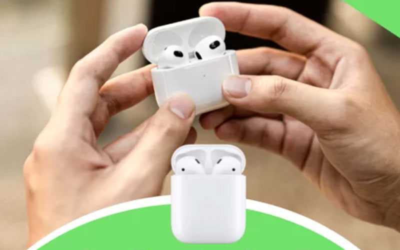 Une paire d'écouteurs AirPods d'Apple