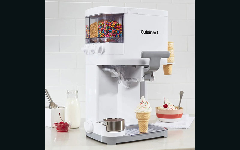 Une machine à crème glacé molle Cuisinart