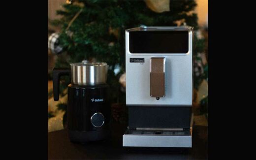 Une machine à café Bellucci Slim Caffè (898 $)